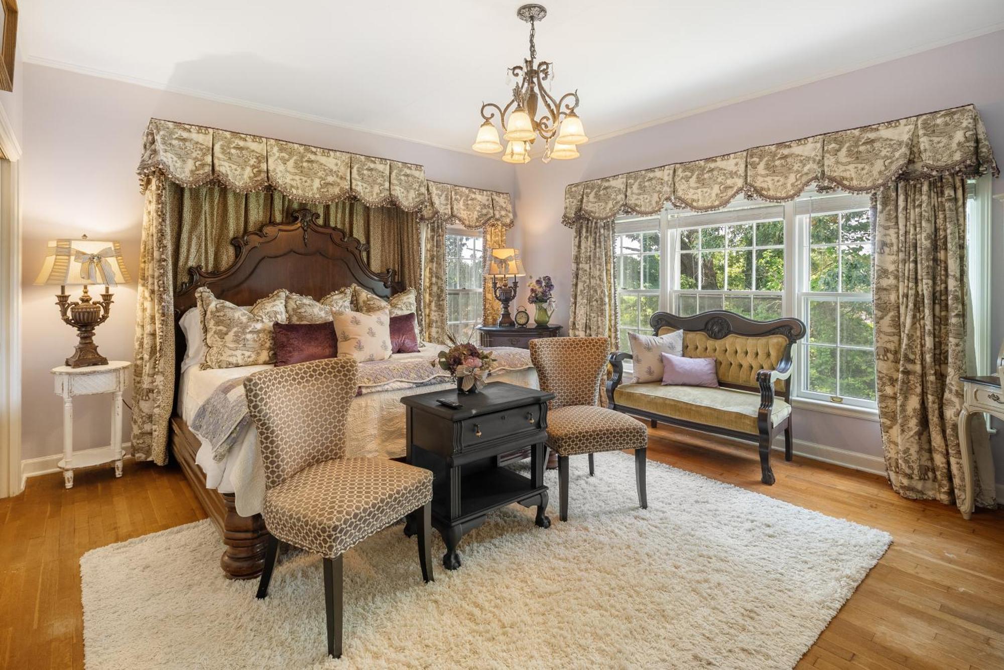 Beland Mansion-Blooming Garden Suite! 史密斯堡 外观 照片